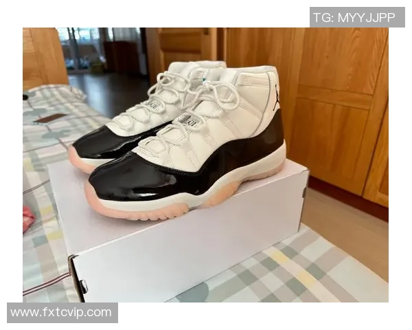 aj11康扣篮球包全新上市专为篮球爱好者设计的时尚实用背包